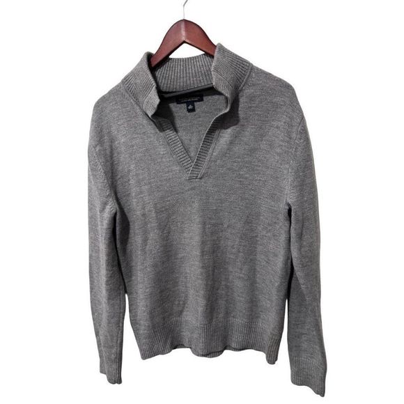 Banana Republic Other - Banana Republic Gray Luna V-Neck Sweater Polo 100% Merino Wool Size M Preppy
